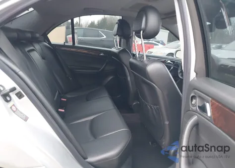 2003 Mercedes-Benz C 240 from USA, damaged, VIN WDBRF61JX3F351952